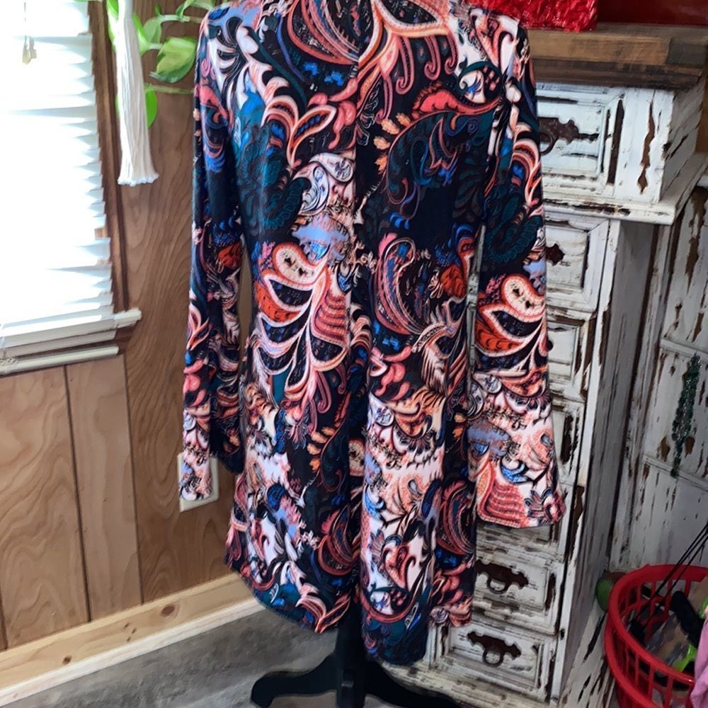 WinWin flare bottom tunic - Picture 5 of 7